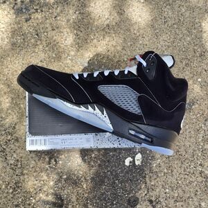 Air Jordan 5 Retro Reimagined Black Metallic